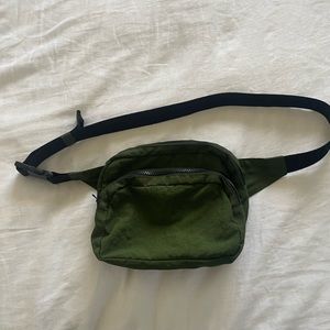 Baggu Olive Fanny Pack